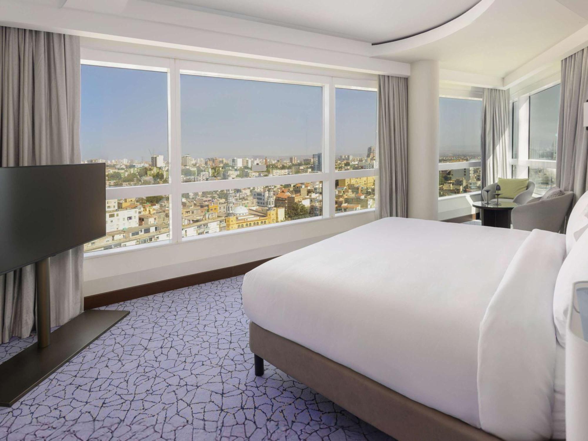 Hotel Oran Bay Managed By Accor Buitenkant foto