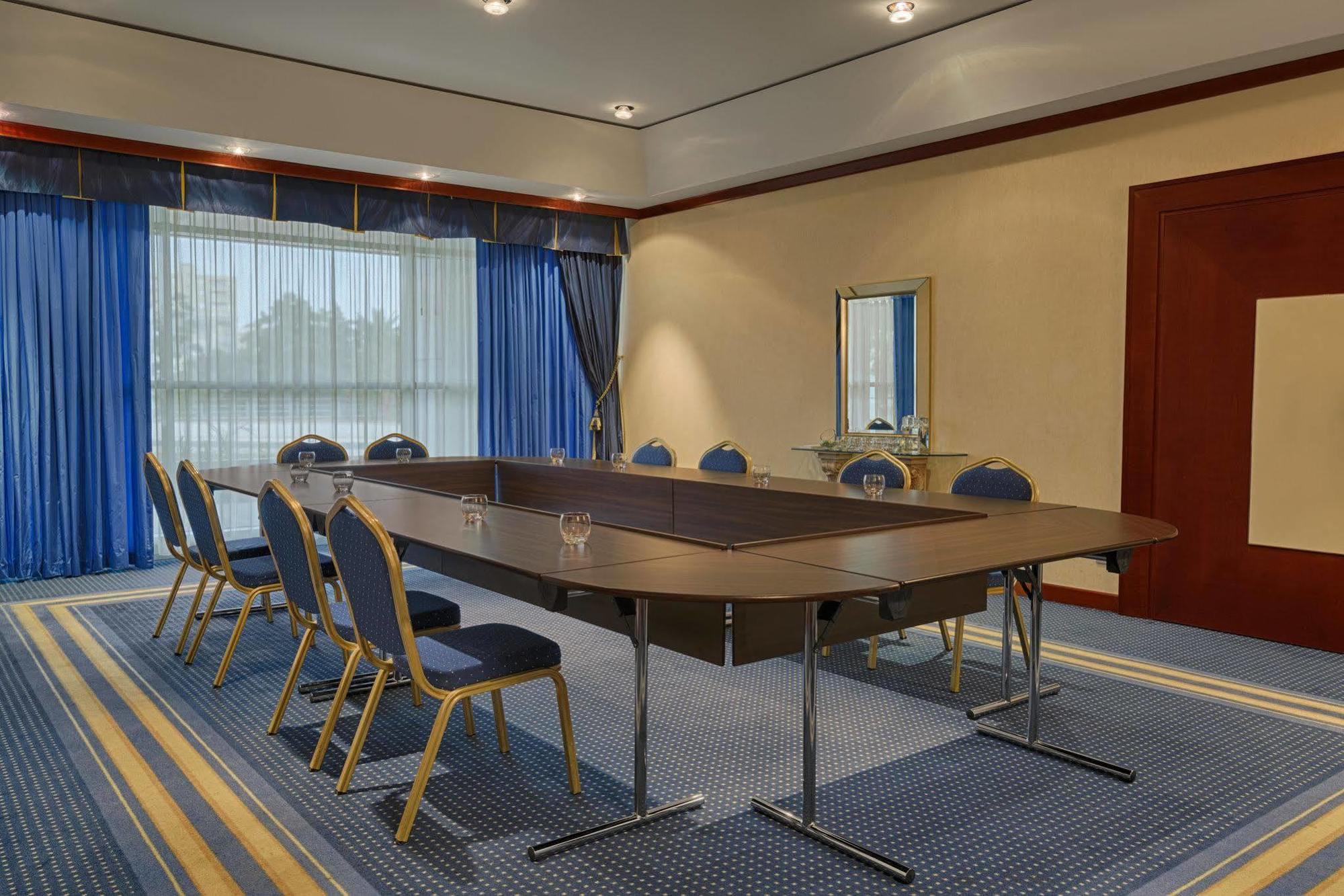 Hotel Oran Bay Managed By Accor Buitenkant foto